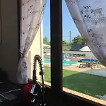 Debbie\'S Crew House