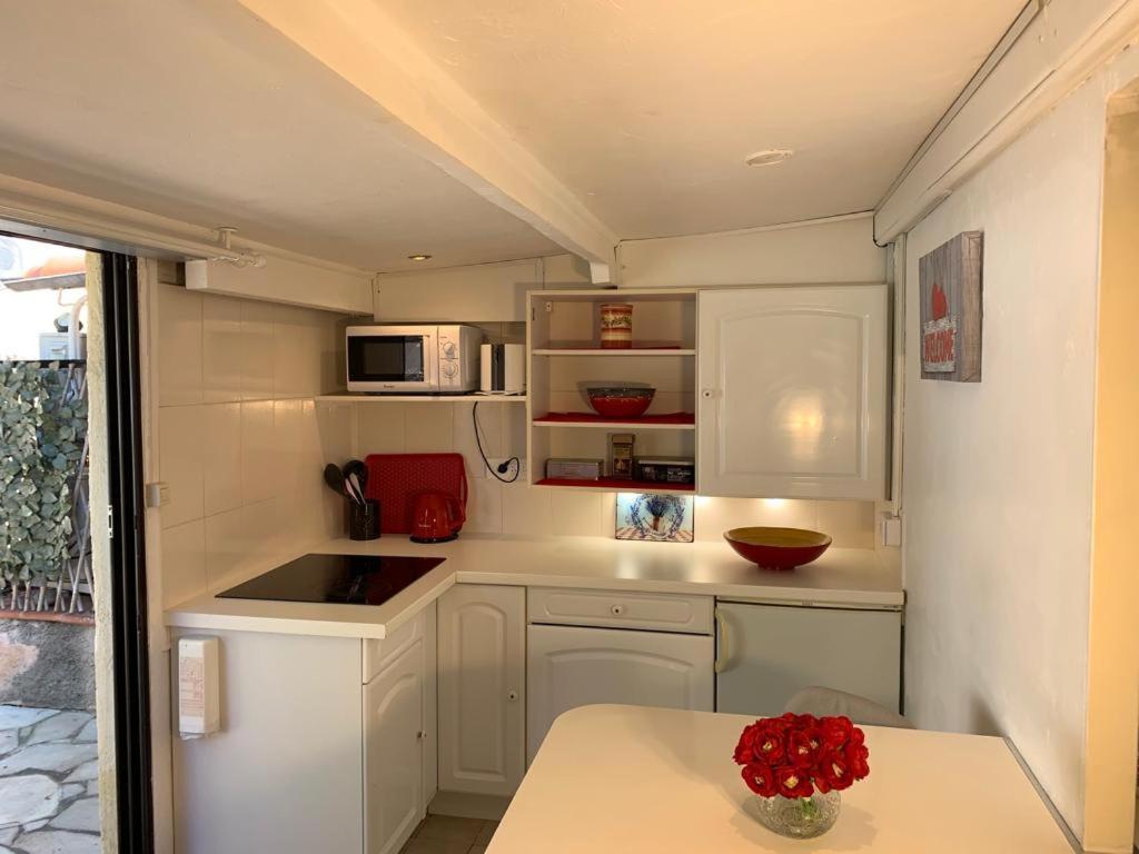 Debbie's Crew House